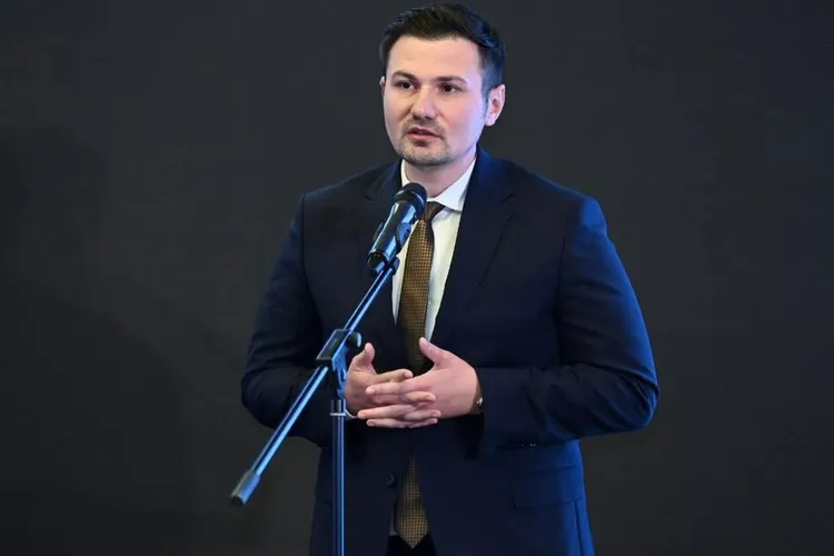 Noul director Nuclearelectrica: absolvent de Spiru Haret, zero experiență în privat, promovat de administrația Firea