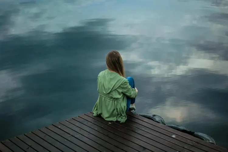 Femeile, mai predispuse genetic la depresie (sursa: Pexels/Keenan Constance)