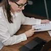 Cât pierd pensionarii prin CASS și impozit: ce sumă ia statul și cum verifici dacă pensia netă este calculată corect
