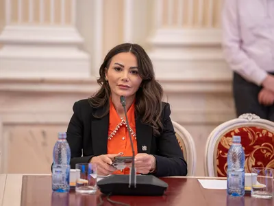 Senatoarea POT Aldea, agresată pe stradă de o altă femeie (sursa: Facebook/Valentina Mariana Aldea)