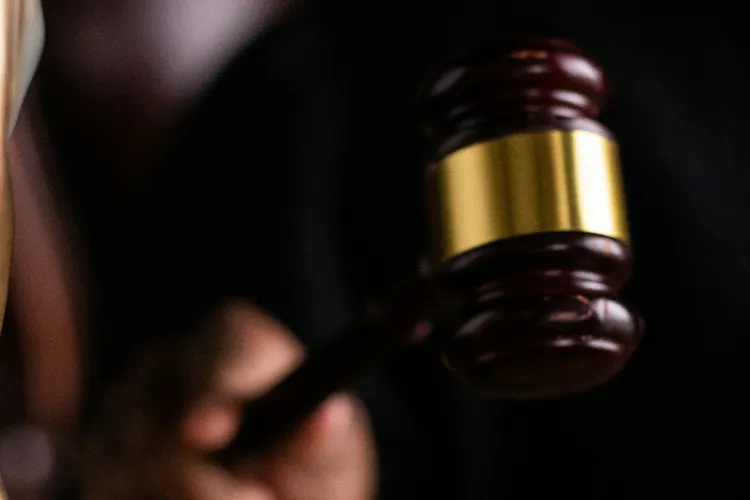 Uriașa pensie specială a unui fost judecător: 50.000 de lei pe lună (sursa: Pexels/KATRIN BOLOVTSOVA)