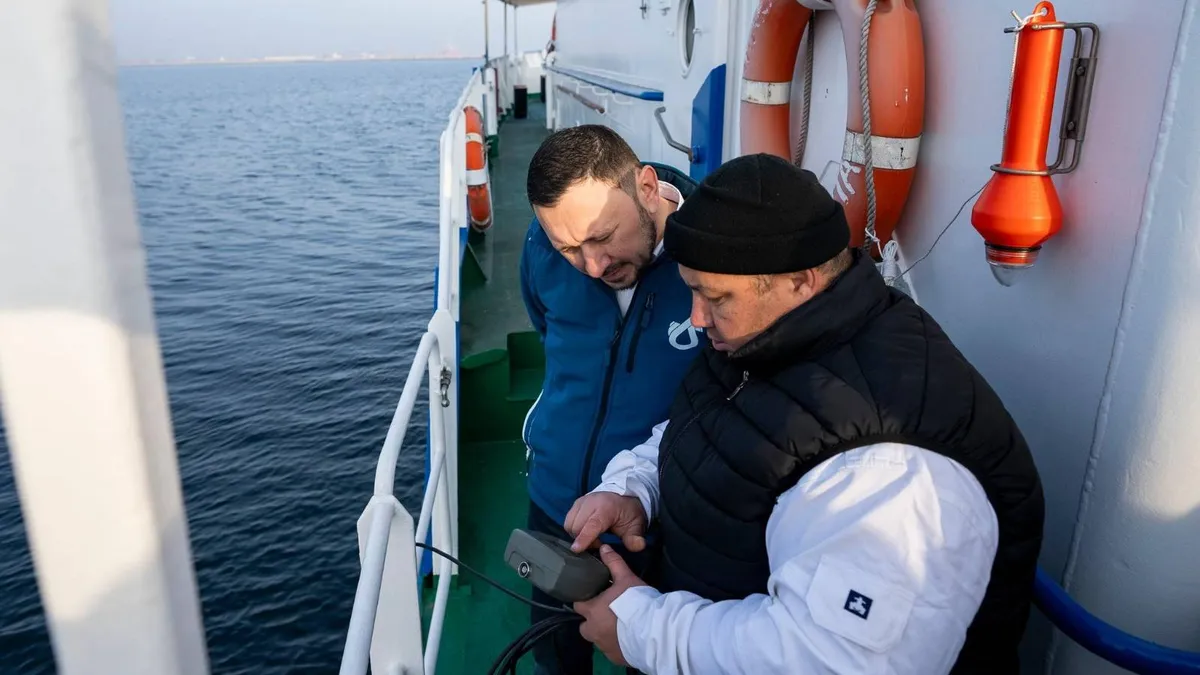 Poluare rusească, posibilă pe litoralul românesc (sursa: Facebook/Mircea Fechet)