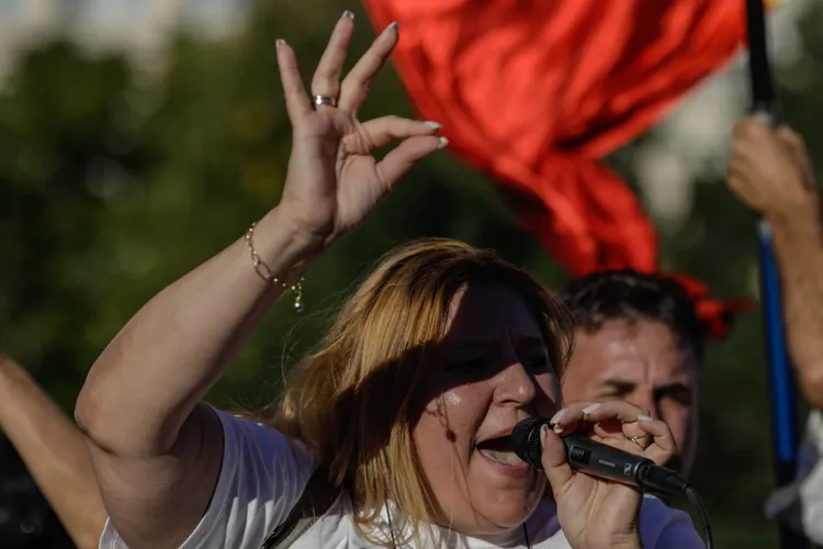 Mesajele conspiraționiste ale lui Șoșoacă, traduse în engleză și mediatizate Foto: Inquam/ Octav Ganea