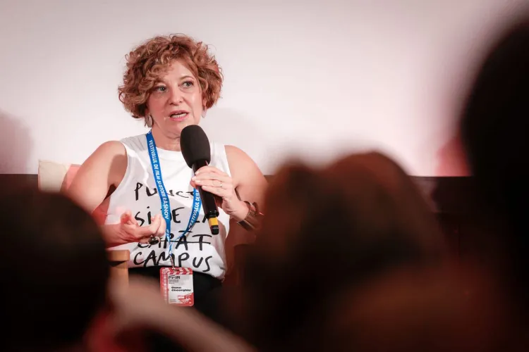 Oana Gheorghiu le spune magistraților că iau banii de la gura copiilor flămânzi Foto: Facebook