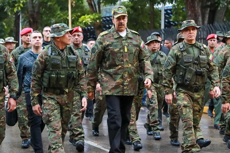 Securiștii cubanezi, paranoia și sutele de gărzi personale nu l-au salvat pe Maduro Foto: Facebook