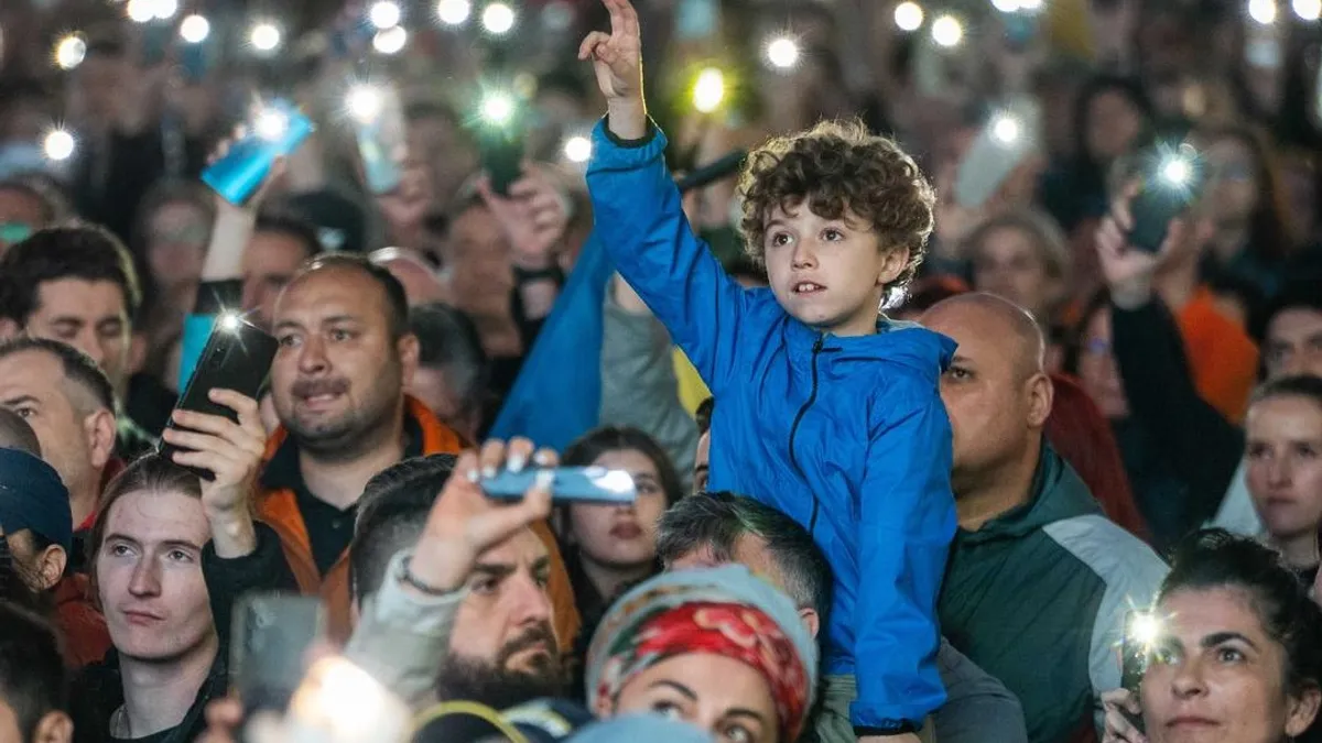 Șase senatori americani, mesaj înainte de alegeri în care sugerează susținerea pentru Nicușor Dan Foto: Facebook