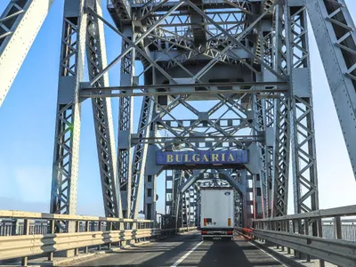 Trafic aglomerat pe DN 5 Giurgiu-Ruse (sursa: Facebook/Compania Nationala de Administrare a Infrastructurii Rutiere)