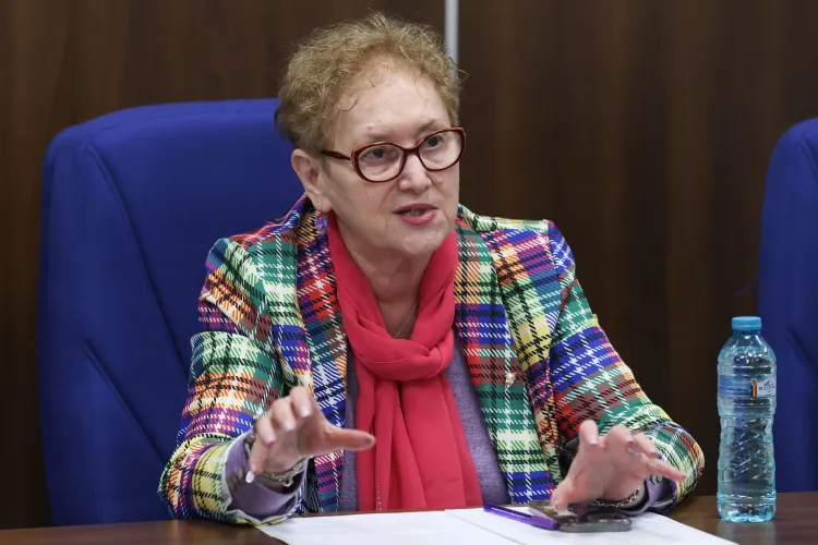 Pensionara care conduce Avocatul Poporului, Renate Weber, ignoră nedreptățile „recalculării” (sursa: Inquam Photos/Sabin Cirstoveanu)