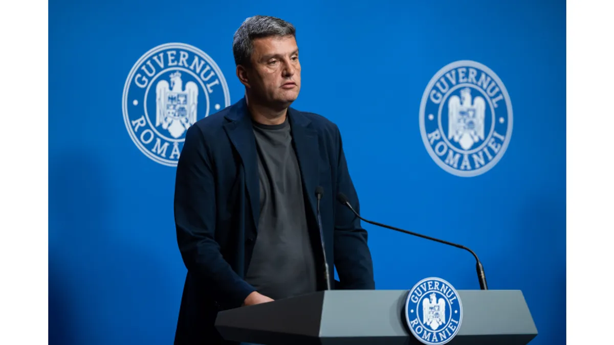 Șeful Apelor Române, Sorin Lucaci, este un penal susținut de Grindeanu Foto: Gov.ro