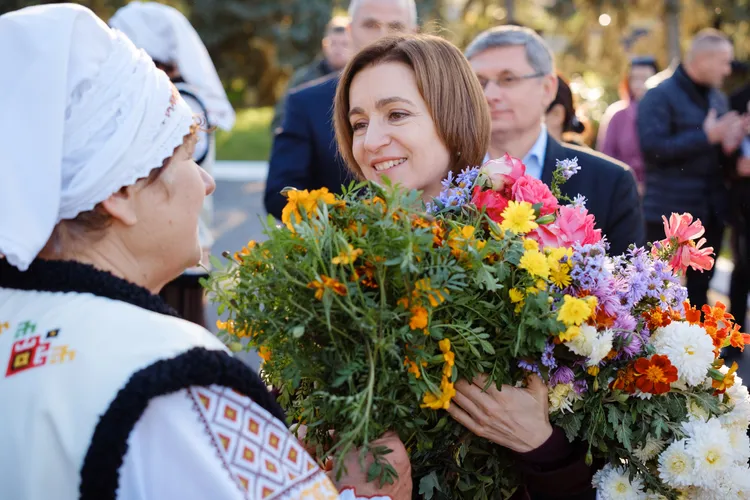 Liderii politici salută victoria Maiei Sandu (sursa: Facebook/Maia Sandu)