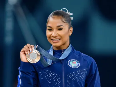 Pierderea bronzului olimpic, devastatoare pentru SUA (sursa: Facebook/USA Gymnastics)