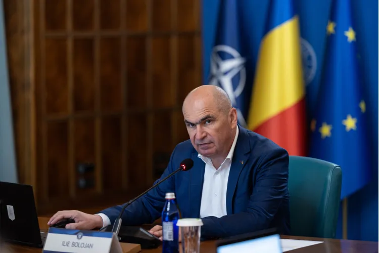 Dacă România vrea să crească salariile bugetarilor, trebuie ca toți pensionarii să plătească la CNAS, cere Comisia Europeană - surse