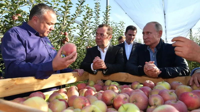 Oamenii lui Putin s-au împroprietărit cu forța  Foto: kremlin.ru