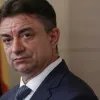 Procurorii au găsit 500.000 de euro în locuinţa directorului Uzinei Mecanice Plopeni