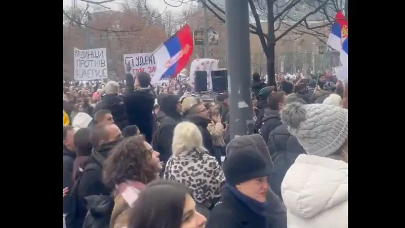 Proteste studențești în Belgrad împotriva președintelui (sursa: X/Jakub Bielamowicz)