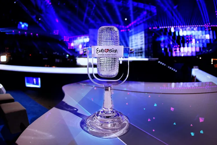 Trofeul de la Eurovision a fost vândut (sursa: wiwibloggs.com)