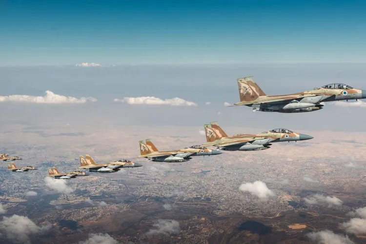 Israel lansează noi atacuri asupra Fâșiei Gaza (sursa: Facebook/Israel Defense Forces)