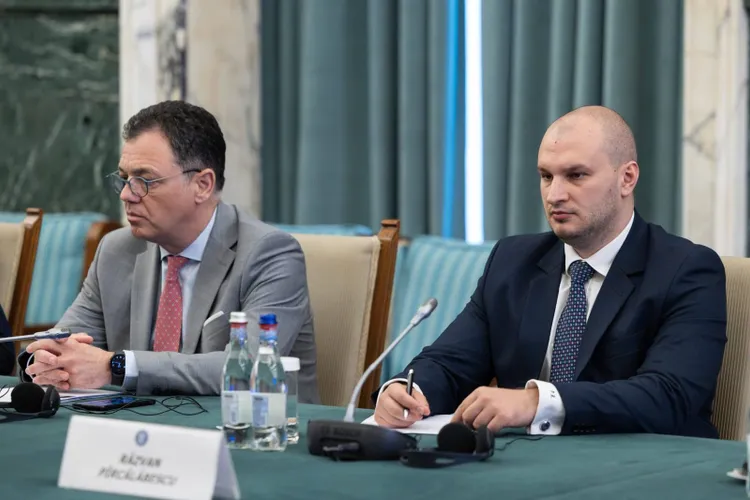 EXCLUSIV Tânărul pus șef la Romarm: protejat al lui Radu Oprea (PSD), și-a cosmetizat CV-ul pentru a avea măcar zece ani de muncă