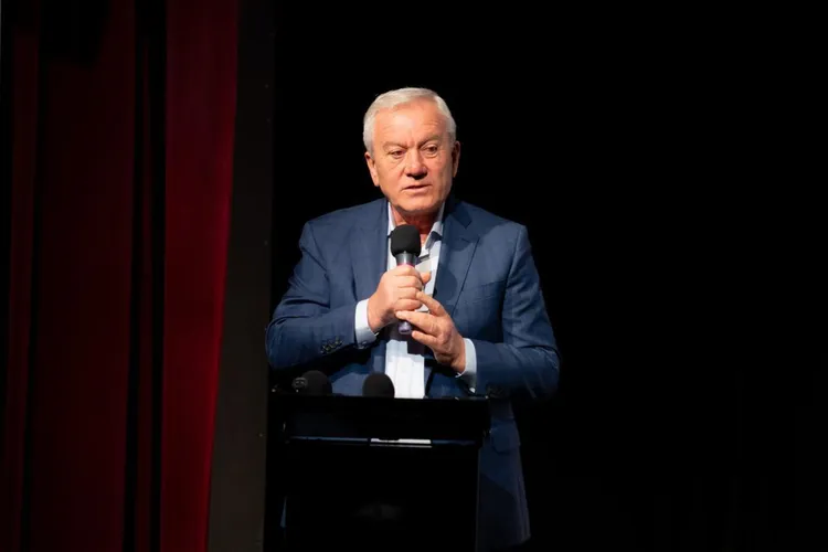 „Singurul bolojenist din PSD” îl laudă pe premier și avertizează că PSD va avea „o soartă proastă” Foto: Facebook Constantin Toma