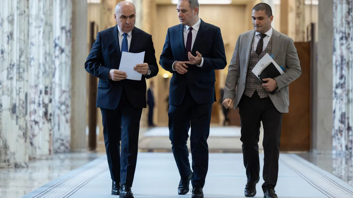 Avalanșă de vești proaste de la INS: PIB-ul a scăzut, comerțul și turismul s-au prăbușit Foto: Guvernul României