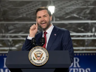 JD Vance crede că OZN-urile sunt „demoni” (sursa: Facebook/Vice President JD Vance)