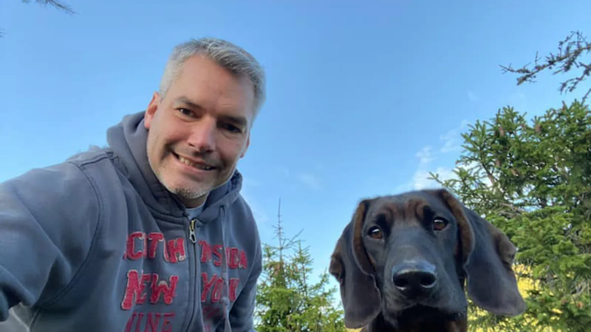 Austria refuză intrarea României în Schengen, insistă cancelarul Nehammer (sursa: Facebook/Karl Nehammer)