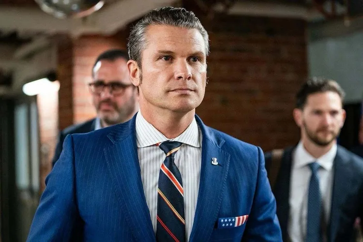 Trump îl susține ferm pe Hegseth (sursa: Facebook/Pete Hegseth)