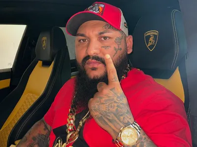 Manelistul Dani Mocanu promovează live Rusia (sursa: Facebook/Dani Mocanu)