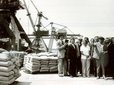 Într-un limbaj de anii 90, PSD îi acuză pe Gheorghiu și Bolojan că vor să vândă companii de stat Foto: Fototeca online a comunismului românesc