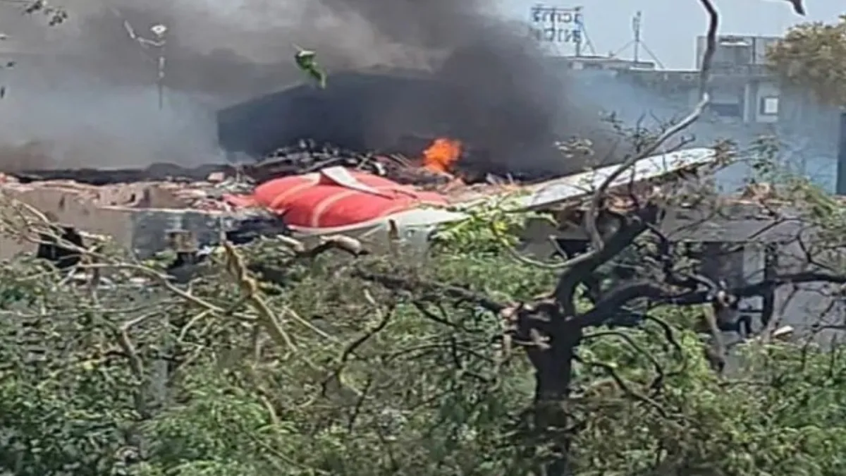 Avion (242 persoane), prăbușit după decolare (sursa: X/upuknews)