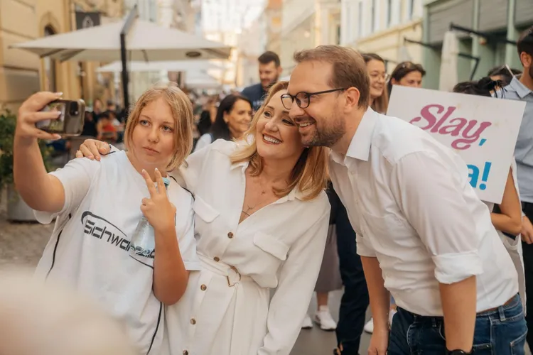 Decizie fără precedent: USR retrage sprijinul lui Lasconi Foto: Facebook Dominic Fritz