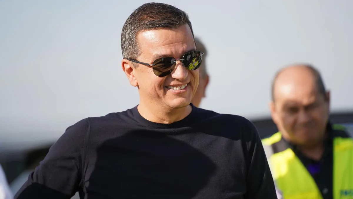 Câte zeci de milioane de euro a pierdut Grindeanu fiindcă a sfidat jalonul „licitații transparente” Foto: Facebook