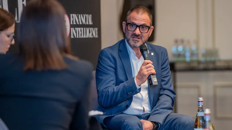 Președintele ANPC, Horia Constantinescu, amenințări către un critic Foto: Facebook Financial Intelligence