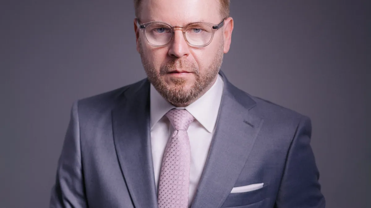 Doi judecători ICCJ, pensionați recent, au intrat imediat în avocatură Foto: Facebook Mihail Udroiu