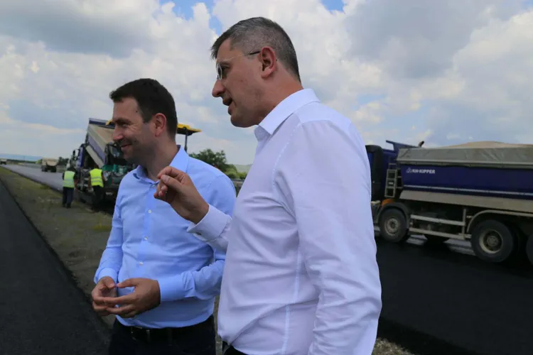 Drulă, considerat salvarea USR. Barna și Cioloș par a fi de neîmpăcat (ANALIZĂ)