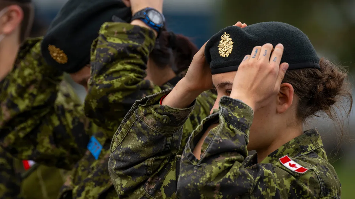 Val de recrutări militare în Canada (sursa: Facebook/Canadian Army)