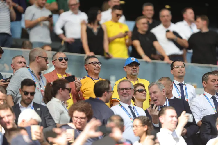 Un penal continuă să sifoneze o bancă pentru că este prieten cu Ciolacu: Marian Neacsu, al doilea din stânga premierului