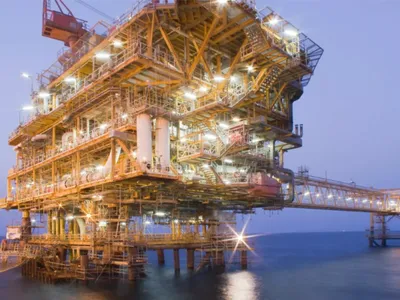 Israel atacă zăcământul South Pars din Iran (sursa: rogtecmagazine.com)