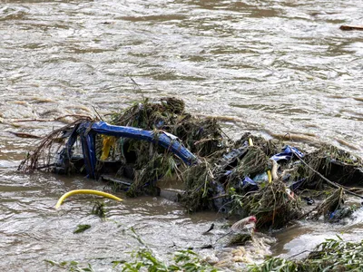 Sute de angajați ai Apelor Române au primit spor pentru fonduri europene, deși au ratat proiectele Foto: Inquam/Casian Mitu