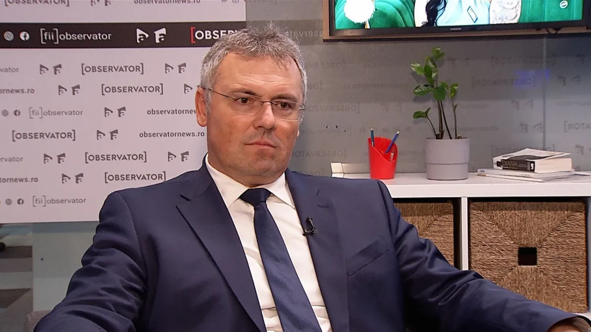 Procurorul CSM Claudiu Sandu scrie despre marii corupți care scapă cu banii furați