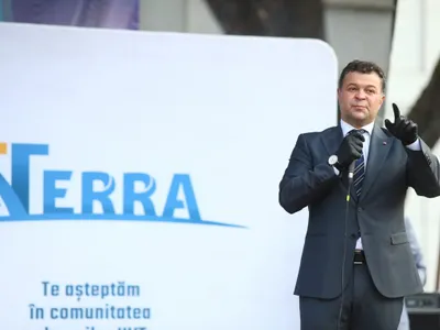 Marilen Pîrtea recunoaște că stă într-un imobil care nu-i aparține, doar a promis că-l va cumpăra Foto: pressalert.ro