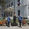 Un bust al lui Octavian Goga, îndepărtat din Iași pe baza legislației anti-fascism (sursa: ziaruldeiasi.ro)