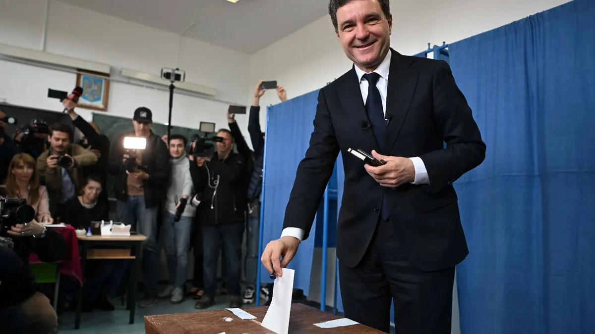 Prezența la vot a crescut semnificativ (sursa: Inquam Photos/Alex Nicodim)