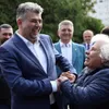 Potop de ironii pe pagina de Facebook a lui Ciolacu, după ce l-a atacat pe Bolojan: “Ai dat Bacu?“