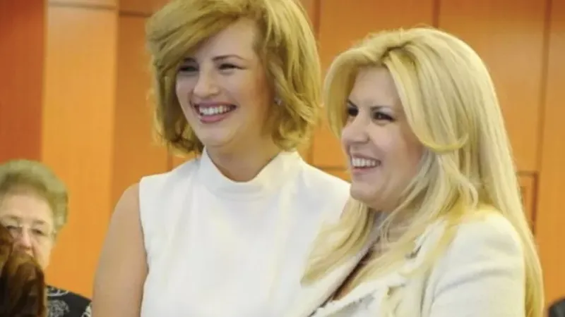 Prescriere - Elena Udrea, Ioana Băsescu scapă (sursa: playtech.ro)