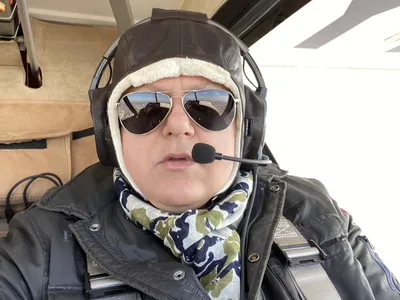 Și-a pierdut ambele picioare într-un accident aviatic, dar vrea să piloteze din nou: Îmi place să zbor
