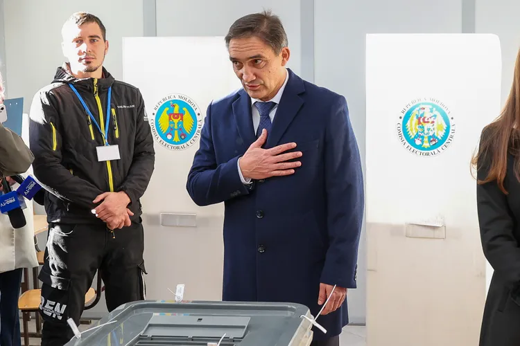 În Găgăuzia, candidatul Rusiei, Aleksandr Stoianoglu, a luat 97% din voturi Foto: Inquam/Elena Covalenco