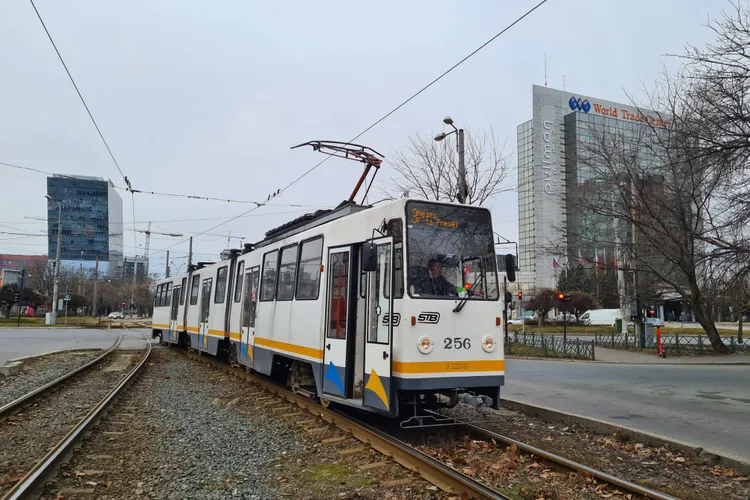 Greva STB, pierderi de 13-14 milioane lei (sursa: Facebook/Nicușor Dan)