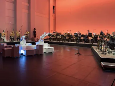 Robot dirijor face istorie în muzică (sursa: jkftv.de)