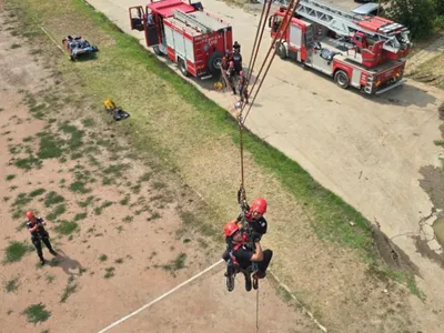 Pompierii, antrenamente în condiții deplorabile, degradante (sursa: apador.org)